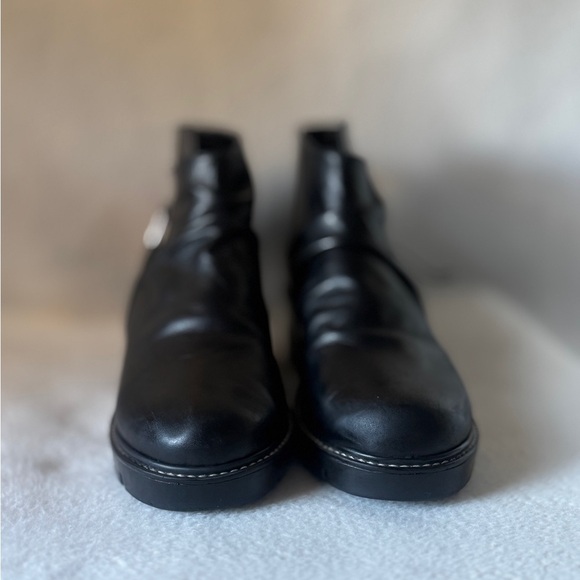 Golo Sharp - Hey Size 10 Women’s Black Ruched Angular Zip Leather Ankle Boots - Picture 6 of 14